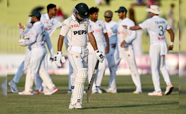RCB Roasts Pakistan Team, Harsha Bhogle Reacts To “Embarrassing” 0-2 Loss RCB Roasts Pakistan Team, Harsha Bhogle Reacts To “Embarrassing” 0-2 Loss