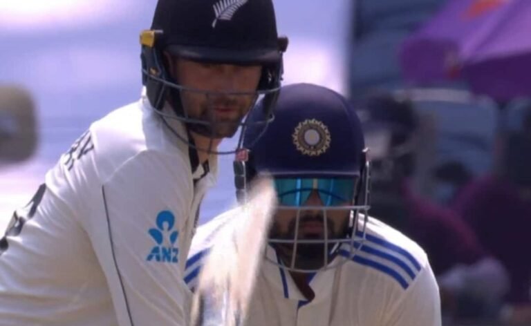 Rishabh Pant’s Hilarious ‘Body Language’ Remark Caught On Stump Mic, Wins Internet Rishabh Pant’s Hilarious ‘Body Language’ Remark Caught On Stump Mic, Wins Internet