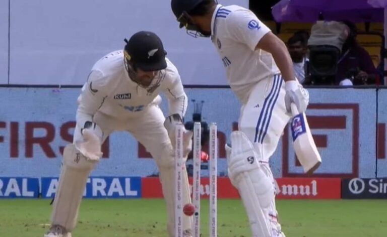 Rohit Sharma Can’t Hide Disbelief After Freak Dismissal Against New Zealand – Watch Rohit Sharma Can’t Hide Disbelief After Freak Dismissal Against New Zealand – Watch