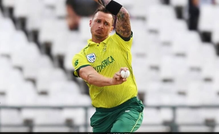 Dale Steyn To Leave Sunrisers Hyderabad As Bowling Coach Ahead Of IPL 2025 Auction Dale Steyn To Leave Sunrisers Hyderabad As Bowling Coach Ahead Of IPL 2025 Auction