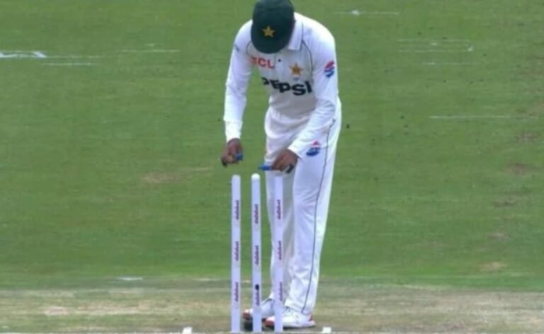 Inspired By Mohammed Siraj, Now Babar Azam Takes Up ‘Bail-Switching’ Trend Inspired By Mohammed Siraj, Now Babar Azam Takes Up ‘Bail-Switching’ Trend
