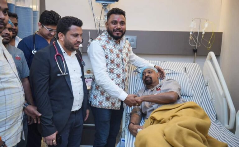 Vinod Kambli’s Friend Shares Health Update, Makes Big Medical Bills Revelation Vinod Kambli’s Friend Shares Health Update, Makes Big Medical Bills Revelation