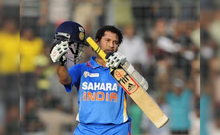 Melbourne Cricket Club Felicitates Sachin Tendulkar With Honorary Cricket Membership Melbourne Cricket Club Felicitates Sachin Tendulkar With Honorary Cricket Membership