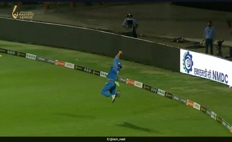 Yuvraj Singh, Aged 43, Takes Stunner In Masters League. Don’t Miss Sara Tendulkar’s Reaction. Watch