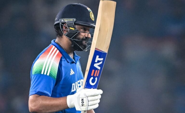 Rohit Sharma Beats Sachin Tendulkar, Rahul Dravid With Cuttack Ton, Reaches Historic Milestones Rohit Sharma Beats Sachin Tendulkar, Rahul Dravid With Cuttack Ton, Reaches Historic Milestones